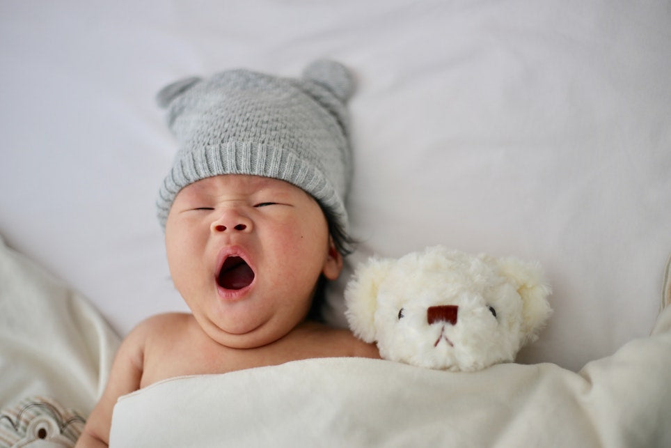 bebe dorme bebe acorda de noite