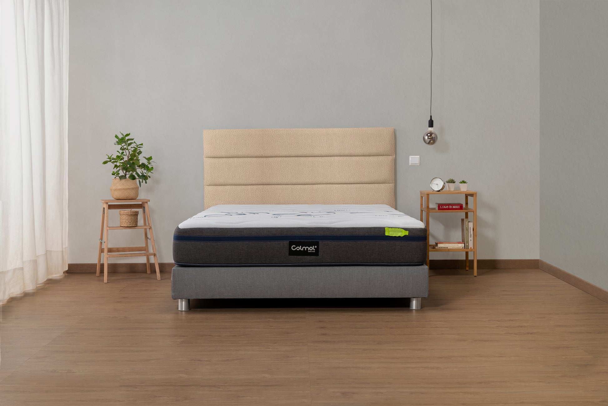 cabeceira riscas bege cama